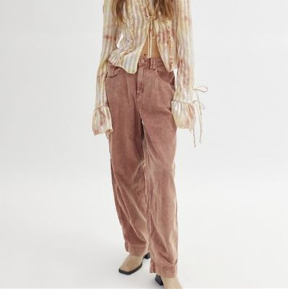 BDG Cocoon Corduroy Pants 🆕